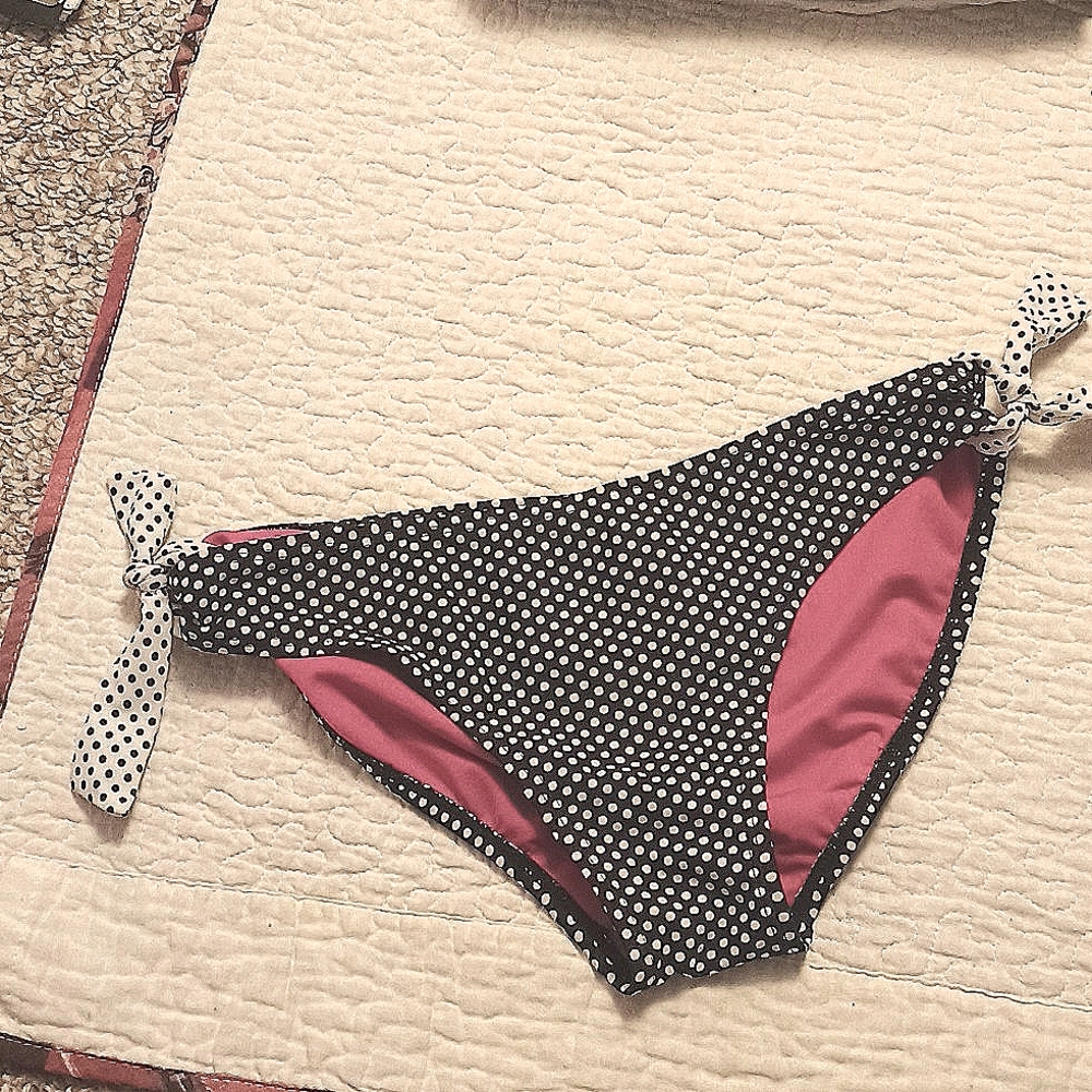 Girl's (16) Polka Dot Bikini Bottoms